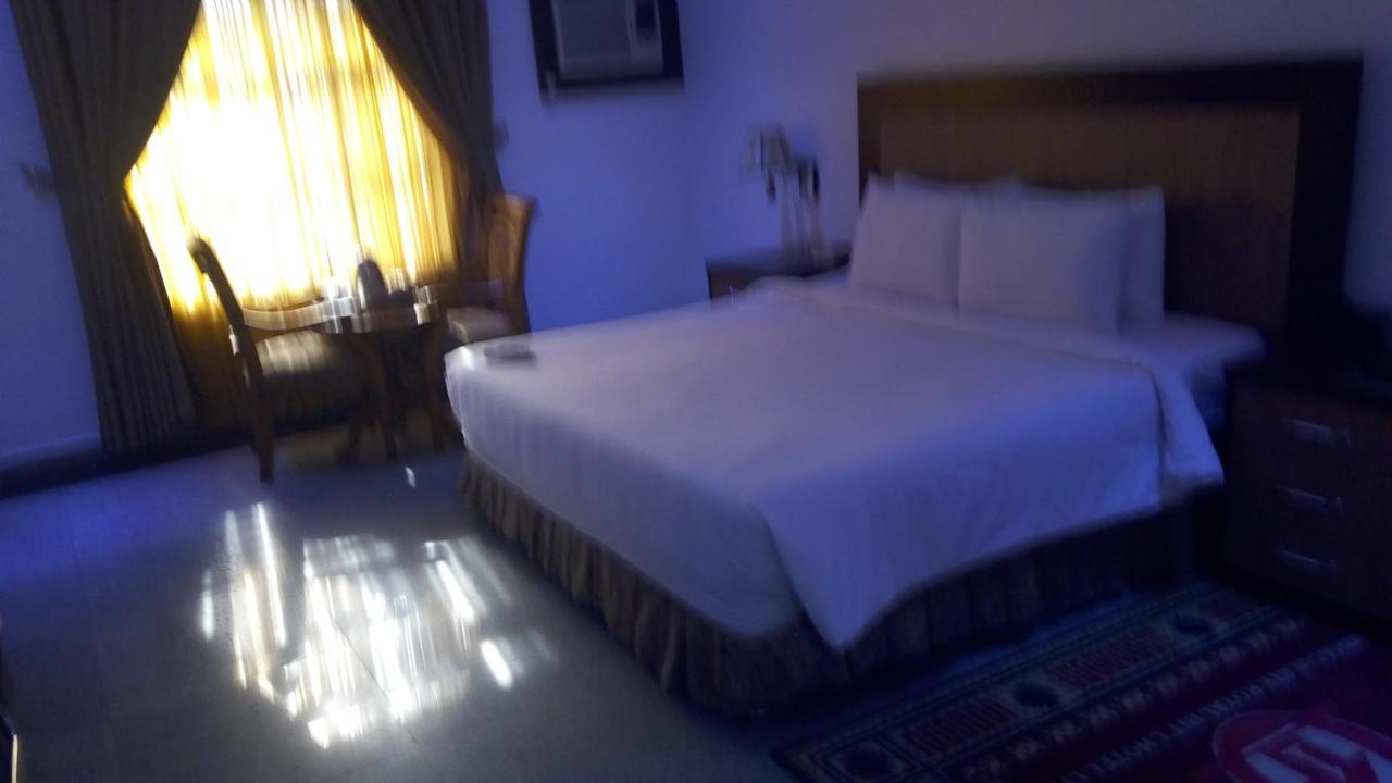 Immaculate Royal Int'L Hotel Owerri Esterno foto